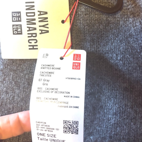 Anya Hindmarch Uniqlo collab gray 100% cashmere knitted beanie hat tuque NWT - Picture 5 of 8
